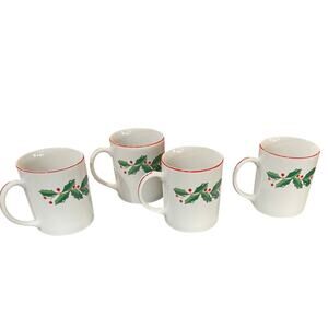 Vintage Set of 4 Christmas Mugs  The Cellar Macy's & Co 1986 Holly Cups J-9713